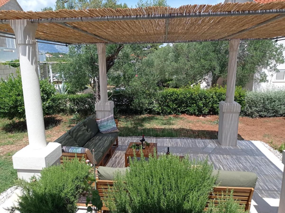 My Mediterranean Villa With Huge Garden And Own Parking Лумбарда Экстерьер фото